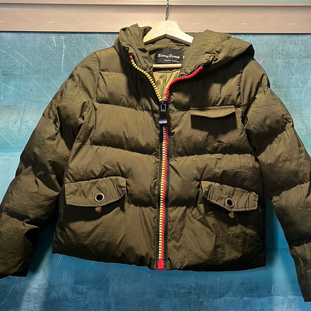 Olive green crop puffer jacket size xl